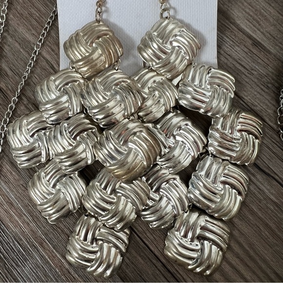 Ocean Beach Mermaid Shell Crab Jewelry Lot - Picture 5 of 6